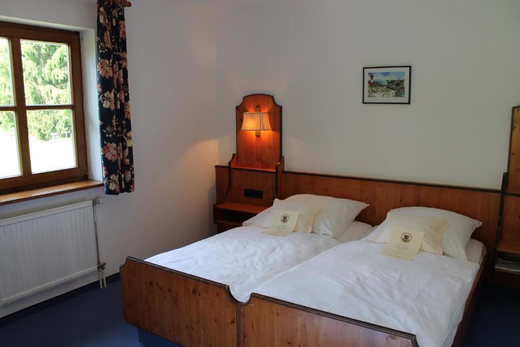Hotel Hoefler B&B Nuremberg Room photo
