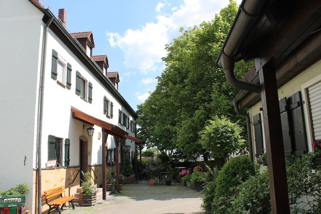 Hotel Hoefler B&B Nuremberg Exterior photo